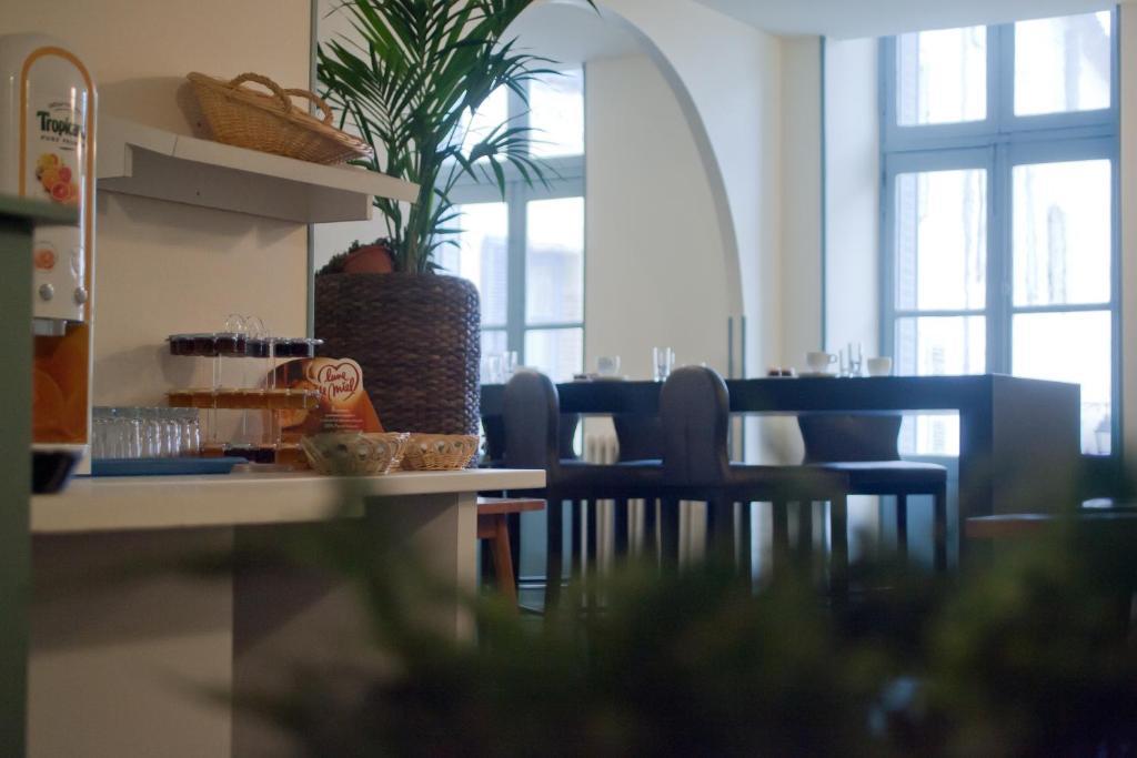 Hotel Le Coin Des Halles Cahors Ngoại thất bức ảnh