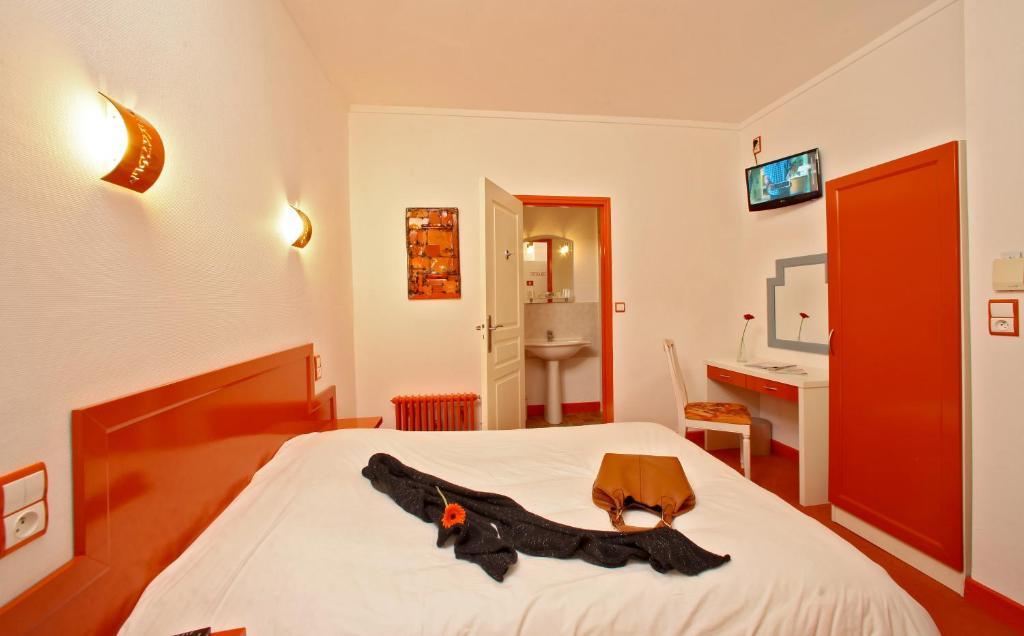 Hotel Le Coin Des Halles Cahors Phòng bức ảnh