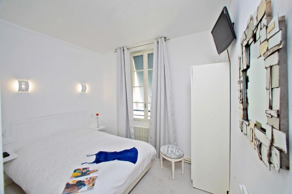 Hotel Le Coin Des Halles Cahors Phòng bức ảnh