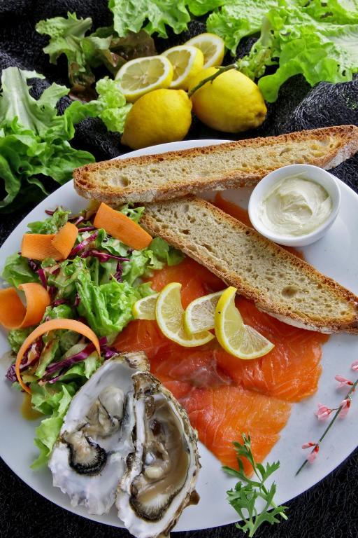 Hotel Le Coin Des Halles Cahors Ngoại thất bức ảnh