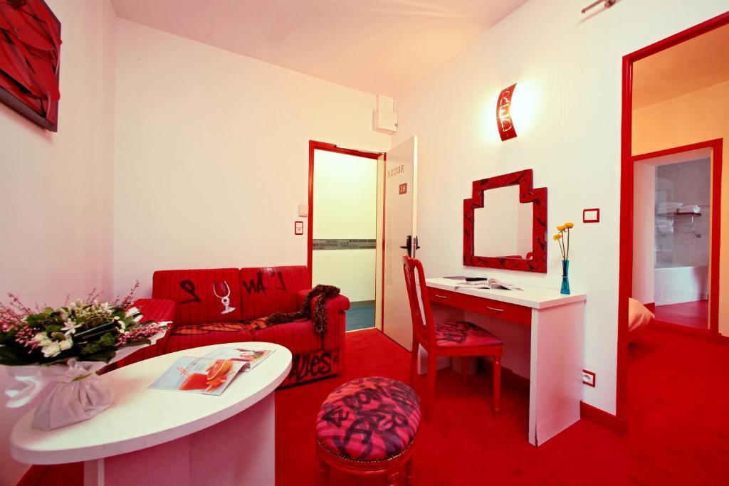 Hotel Le Coin Des Halles Cahors Phòng bức ảnh